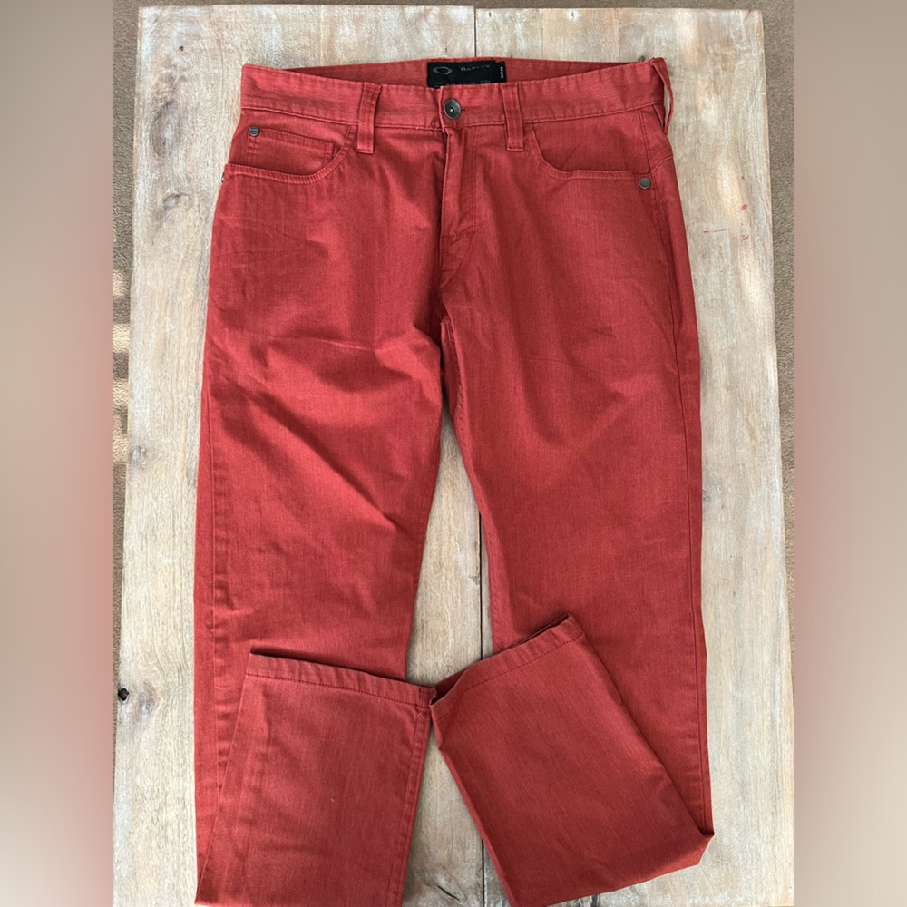 3/$90 Oakley Premium Khakis 32x32 Slim